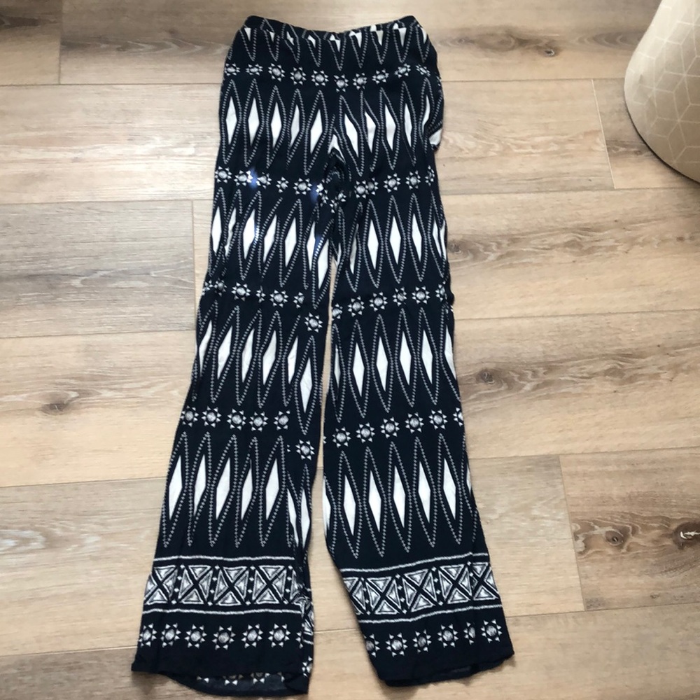 Flowy fabric pants from Macy’s size: small